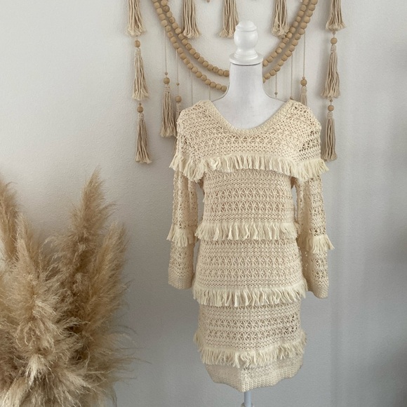 Volcom cream crochet mini dress tiered fringe low back cocoknit vacation medium - Picture 3 of 16